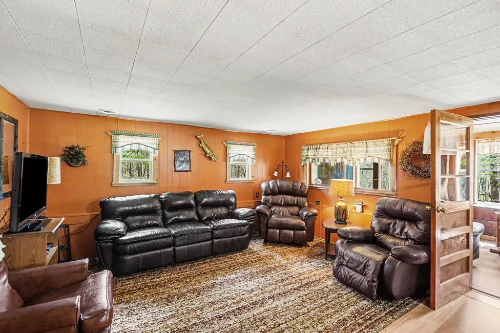 11435 Woodland Drive Evart Township MI 49631