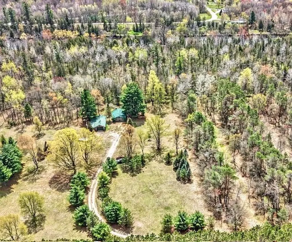 11435 Woodland Drive Evart Township MI 49631