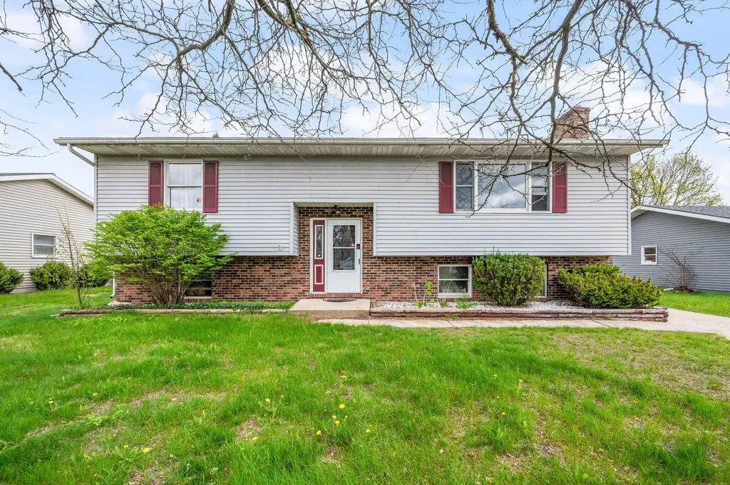1012 Loudon Street Big Rapids City MI 49307