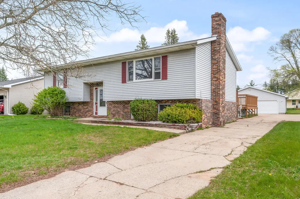 1012 Loudon Street Big Rapids City MI 49307