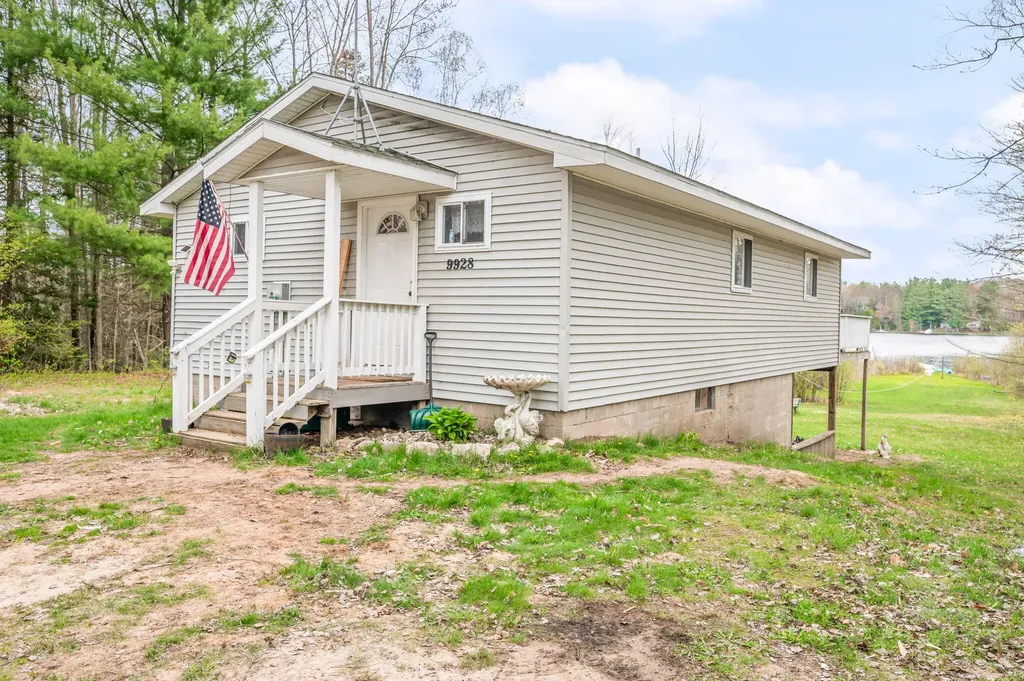 9928 Shady Lane Lincoln Township MI 49677