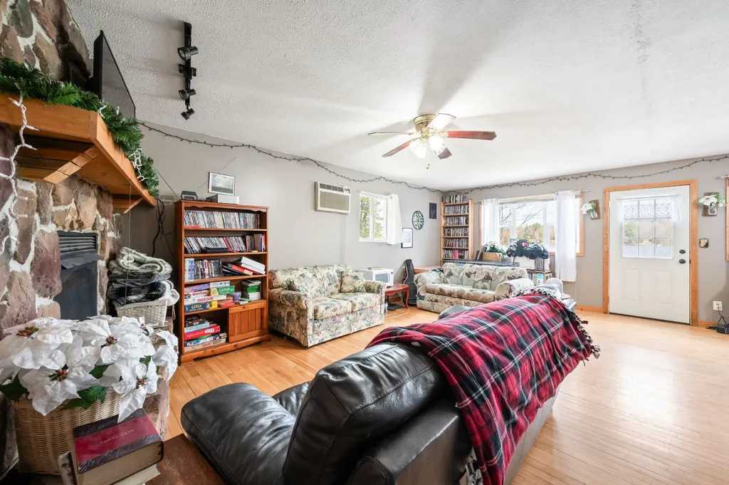 9928 Shady Lane Lincoln Township MI 49677