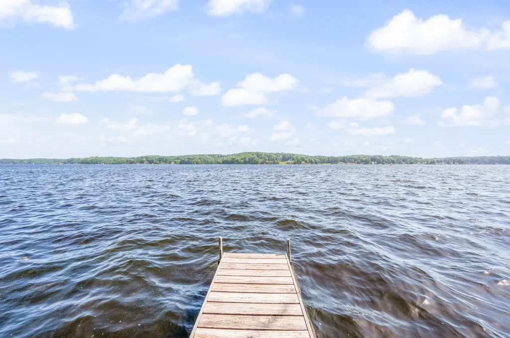 5717 W Pleasant Hill Road Hamlin Township MI 49411