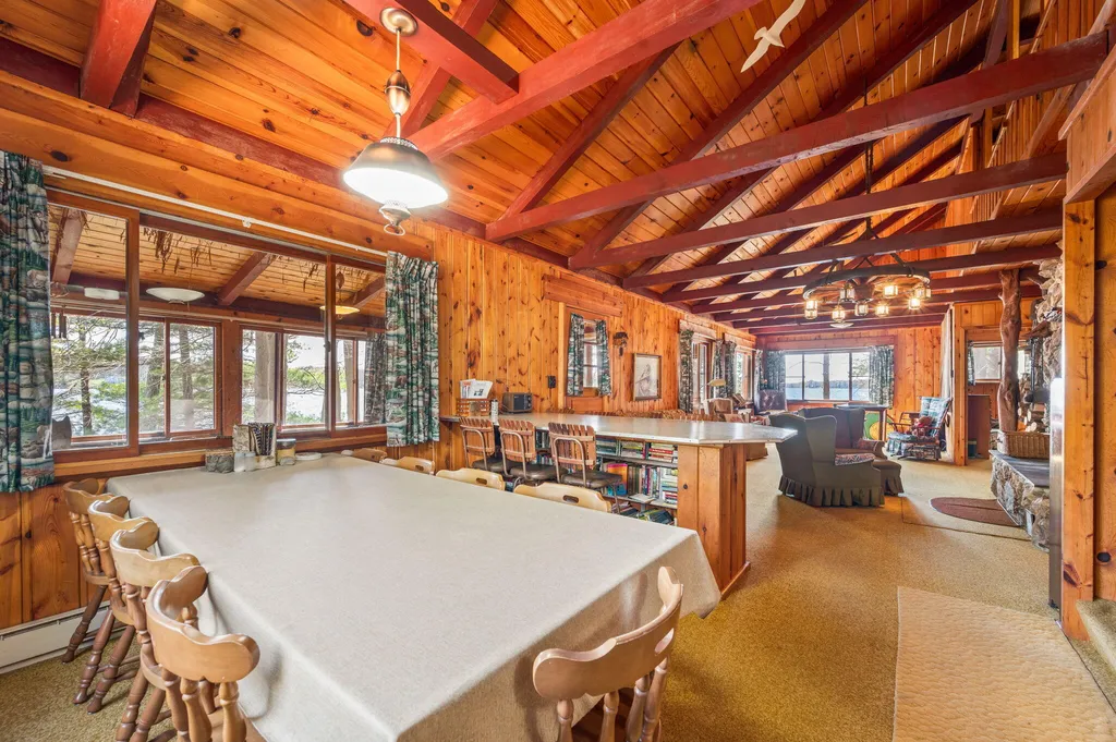 5717 W Pleasant Hill Road Hamlin Township MI 49411