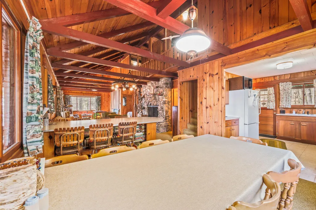 5717 W Pleasant Hill Road Hamlin Township MI 49411