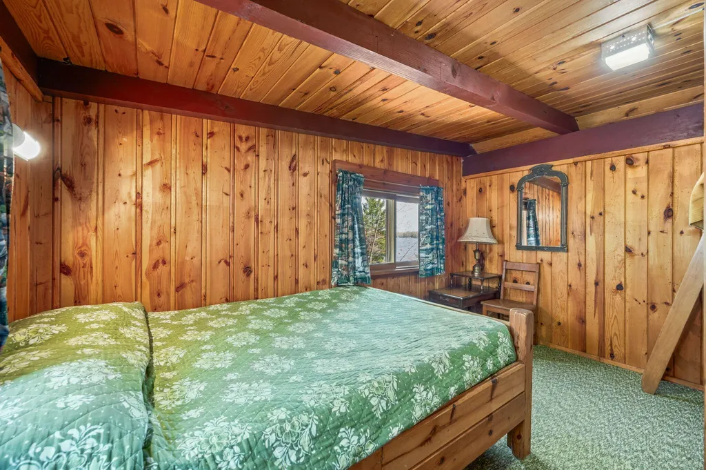 5717 W Pleasant Hill Road Hamlin Township MI 49411