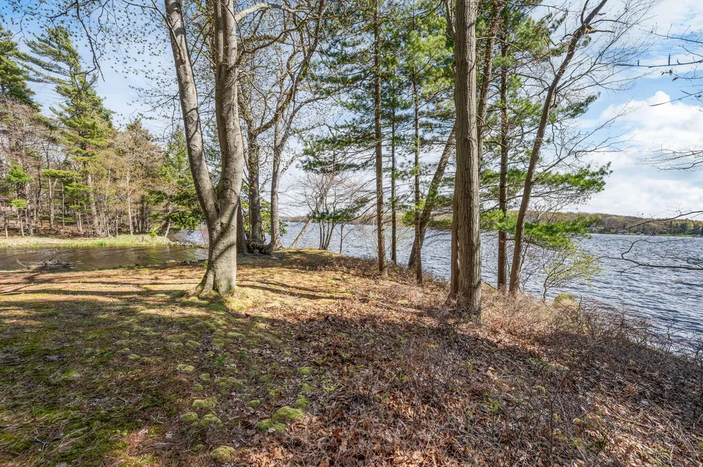 5717 W Pleasant Hill Road Hamlin Township MI 49411