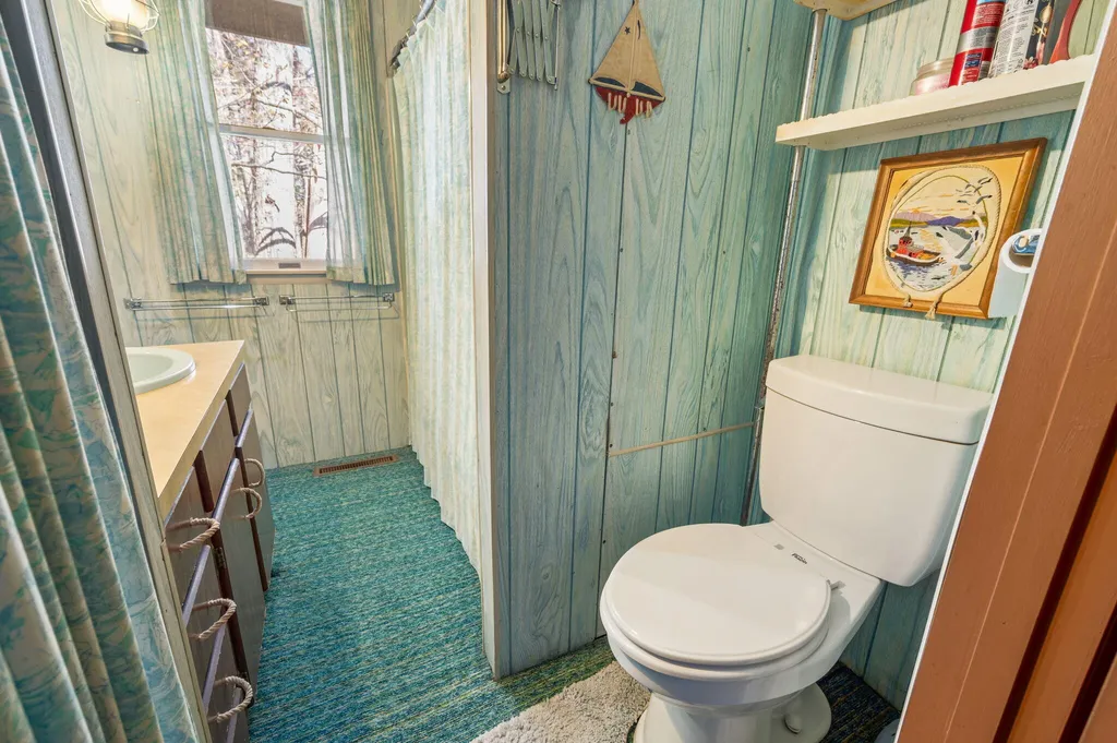 5717 W Pleasant Hill Road Hamlin Township MI 49411