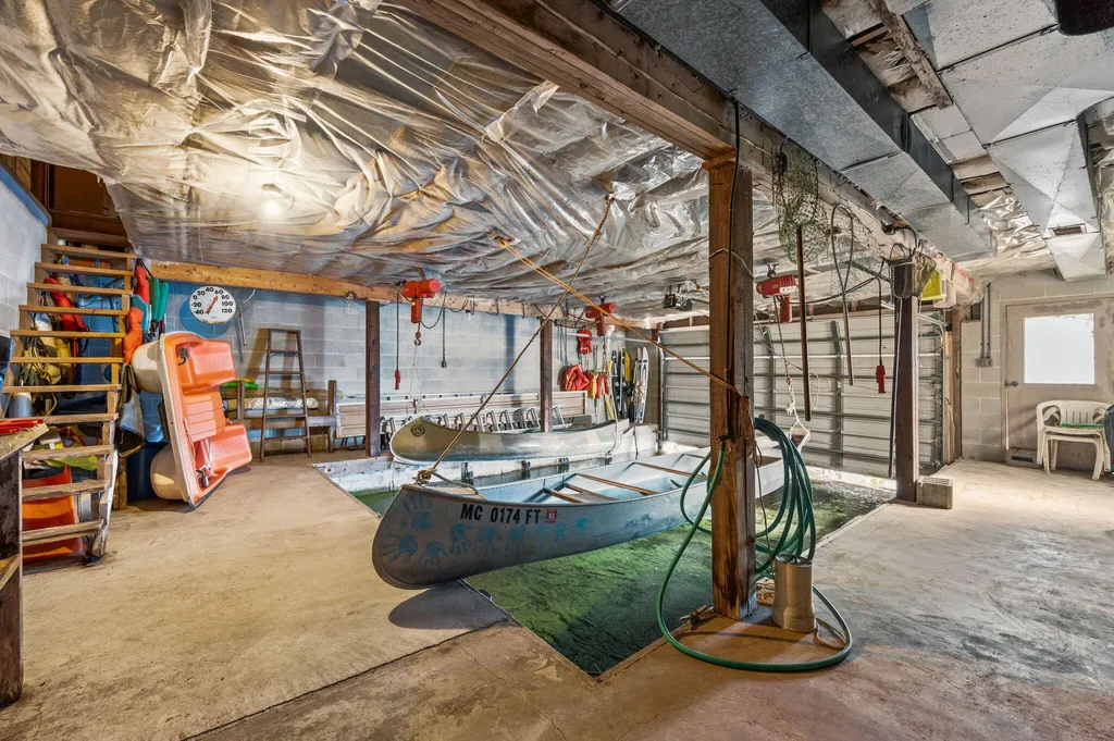 5717 W Pleasant Hill Road Hamlin Township MI 49411