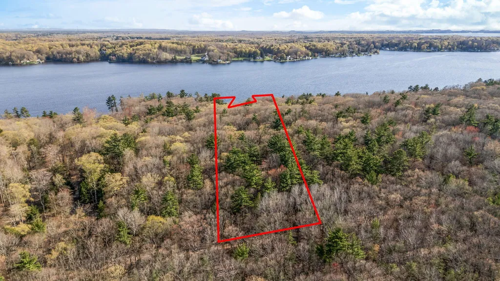 5717 W Pleasant Hill Road Hamlin Township MI 49411