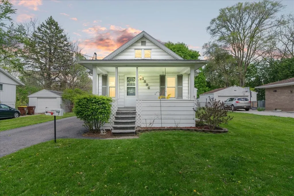 1896 Chestnut Street Delhi Charter Township MI 48842