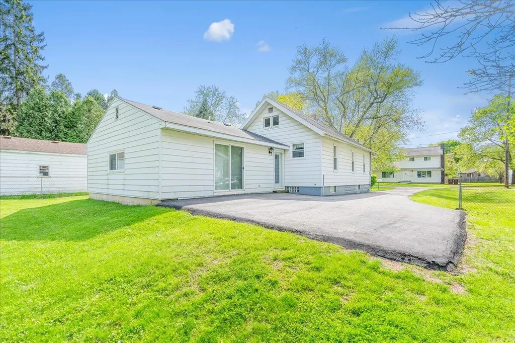 1896 Chestnut Street Delhi Charter Township MI 48842