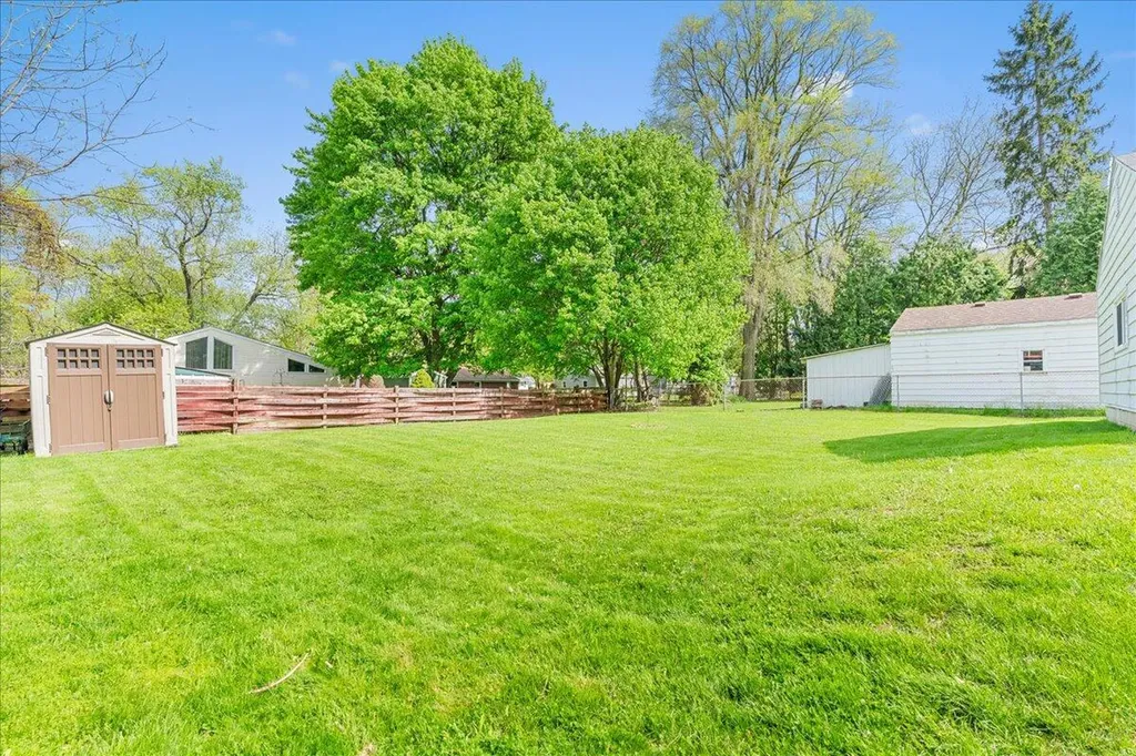 1896 Chestnut Street Delhi Charter Township MI 48842