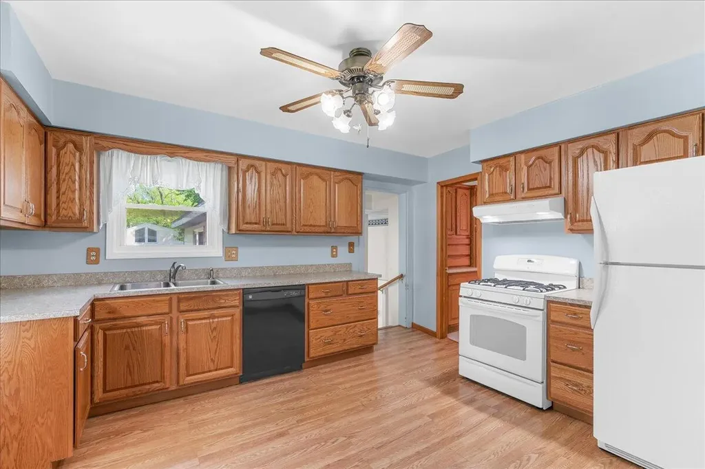 1896 Chestnut Street Delhi Charter Township MI 48842