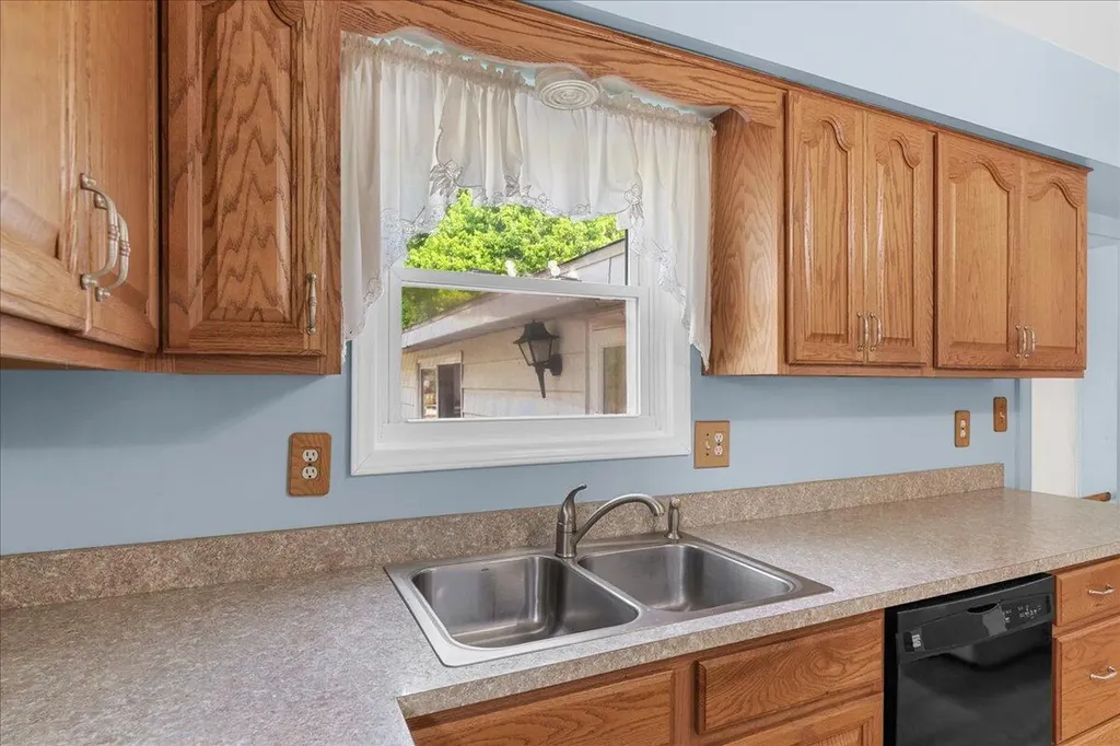 1896 Chestnut Street Delhi Charter Township MI 48842