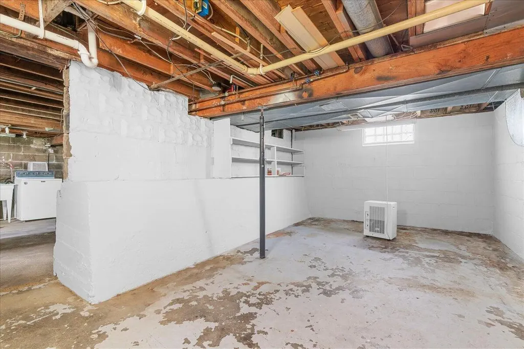 1896 Chestnut Street Delhi Charter Township MI 48842