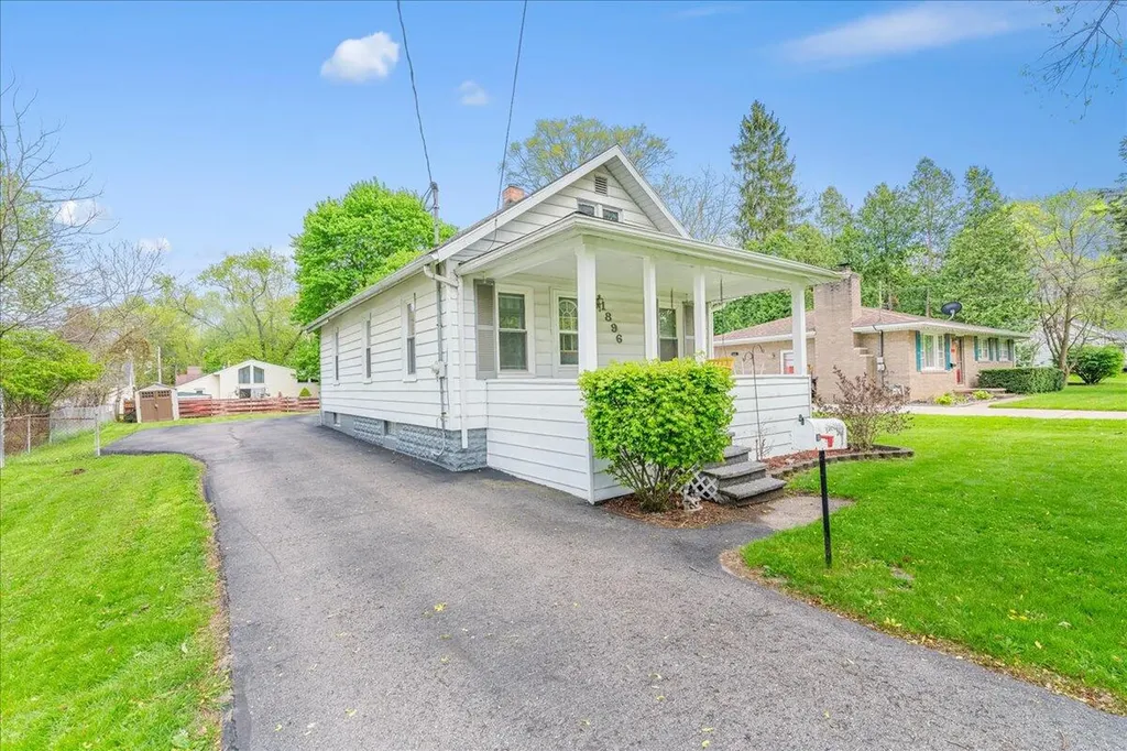 1896 Chestnut Street Delhi Charter Township MI 48842
