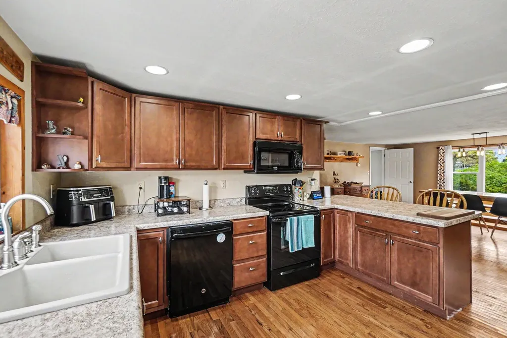 8025 S Warner Avenue Bridgeton Township MI 49412