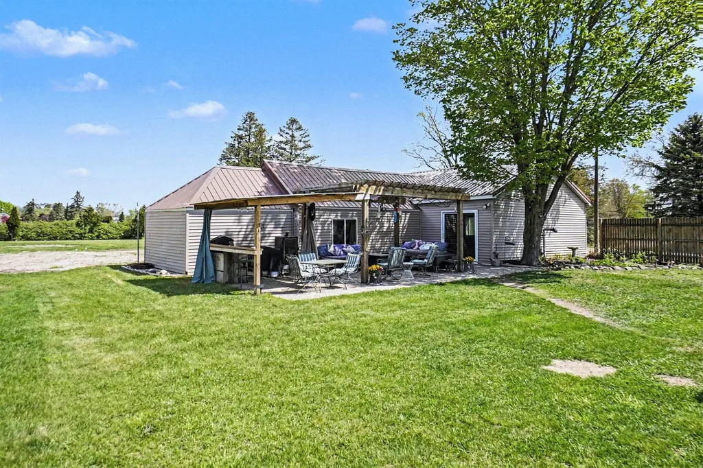 8025 S Warner Avenue Bridgeton Township MI 49412