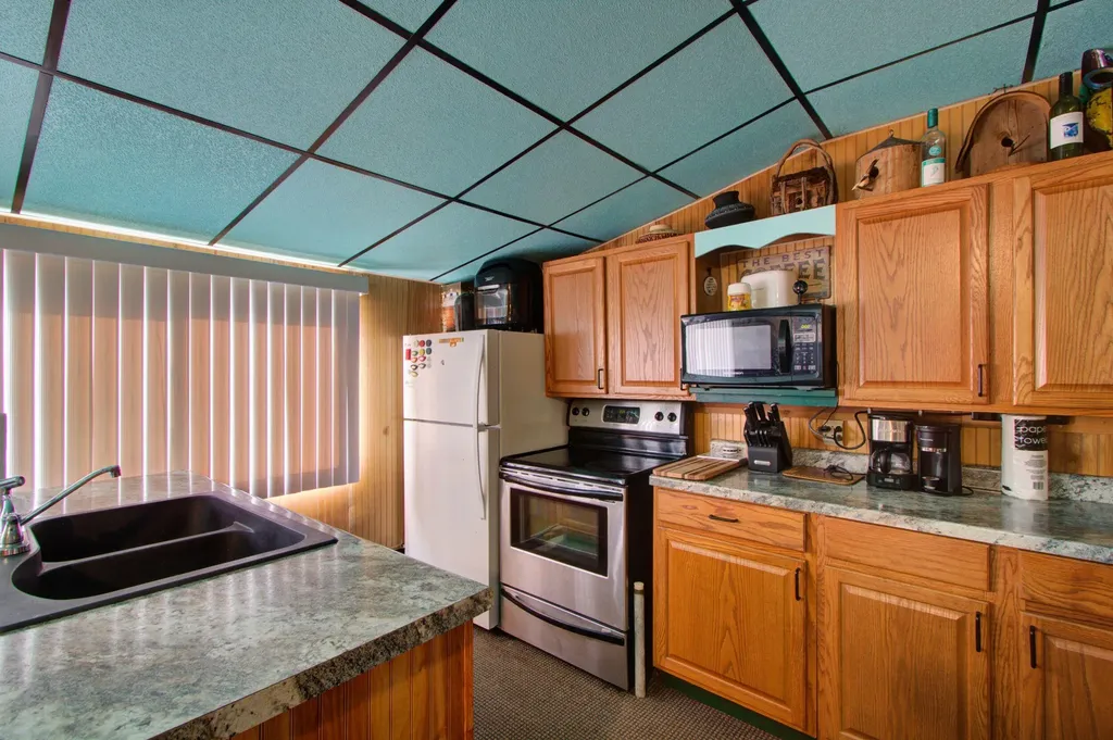 17185 Sandy Lane Sheridan Township MI 49305