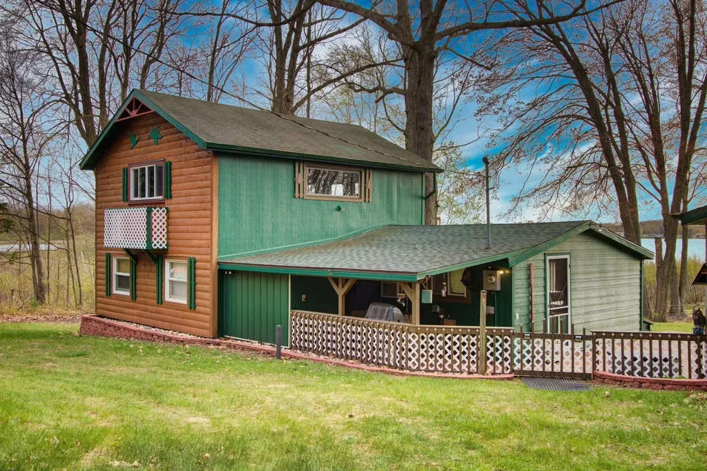 17185 Sandy Lane Sheridan Township MI 49305