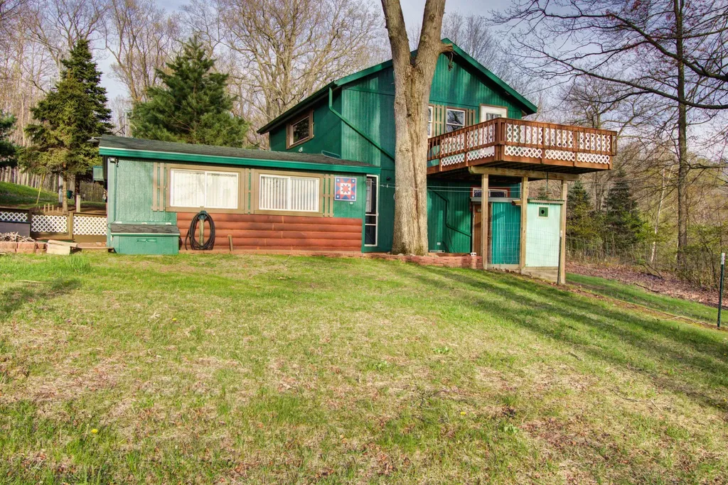 17185 Sandy Lane Sheridan Township MI 49305