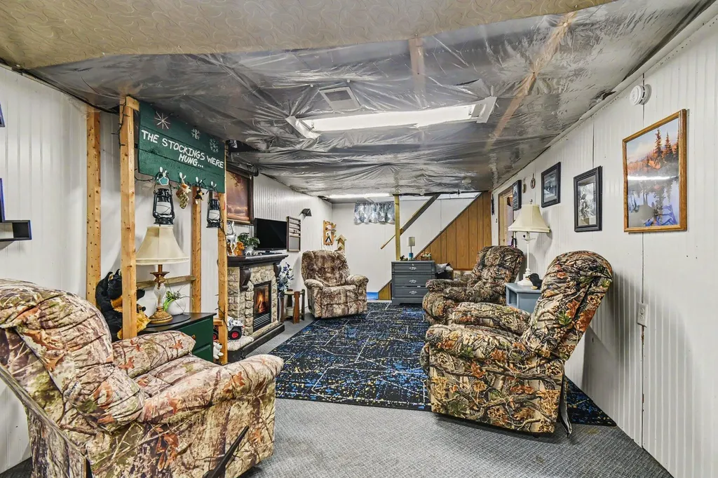 3329 Hubal Avenue SW Wyoming City MI 49519
