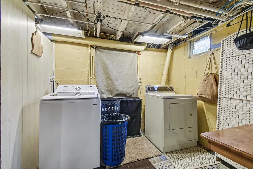 3329 Hubal Avenue SW Wyoming City MI 49519