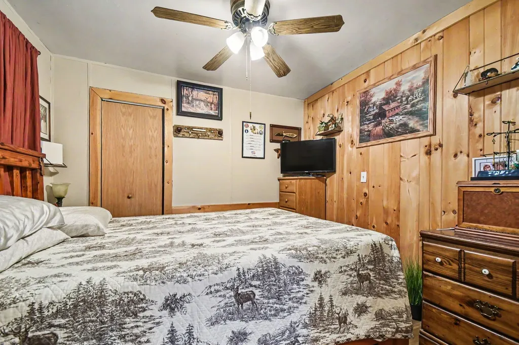 3329 Hubal Avenue SW Wyoming City MI 49519