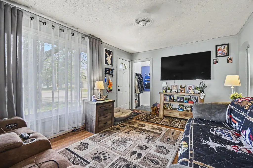 3329 Hubal Avenue SW Wyoming City MI 49519