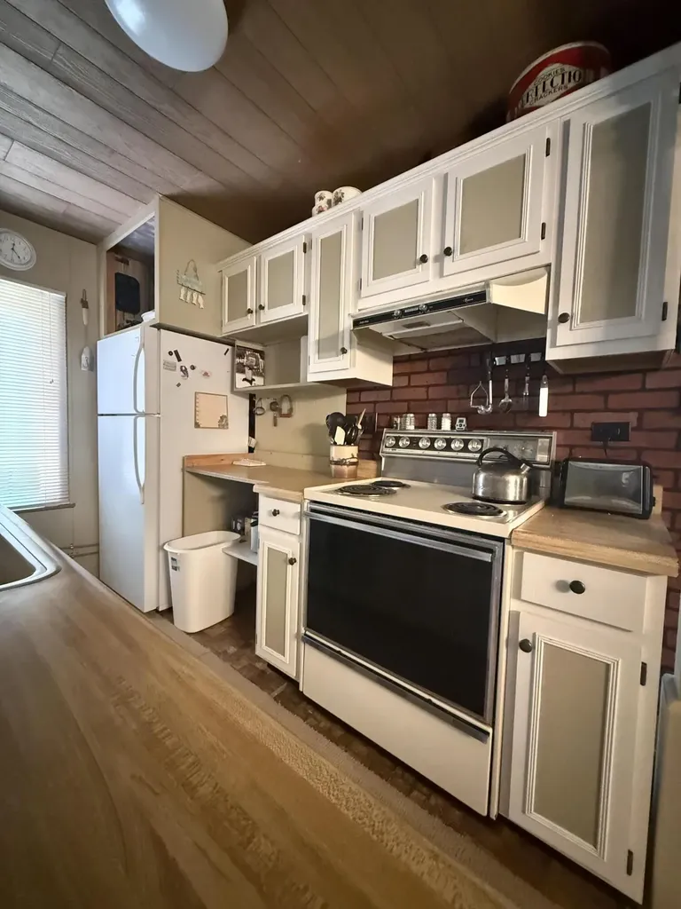 11272 S L Lakes Bridge Street Pleasant Plains Township MI 49304