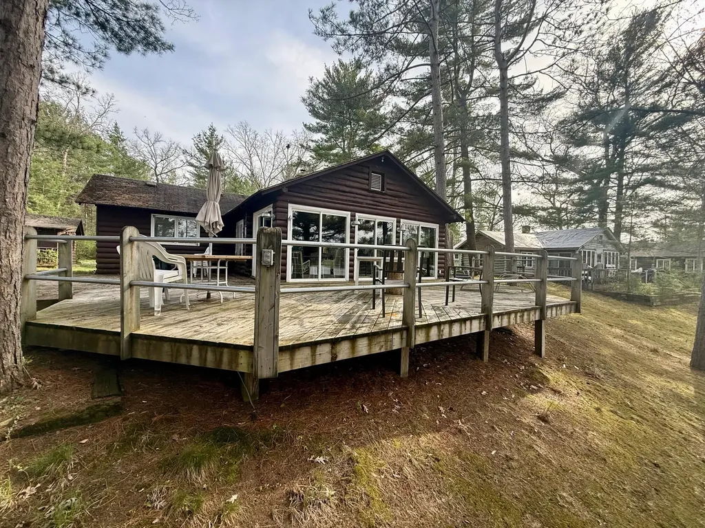 11272 S L Lakes Bridge Street Pleasant Plains Township MI 49304