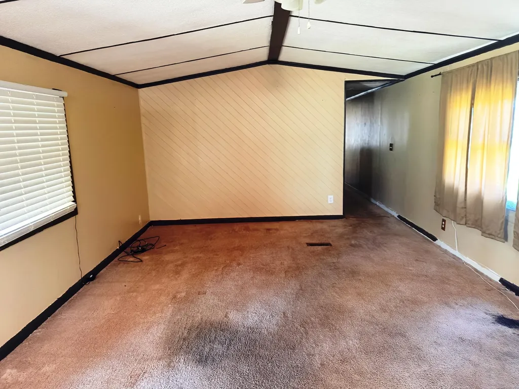 9189 S Oakland Drive Pleasant Plains Township MI 49304