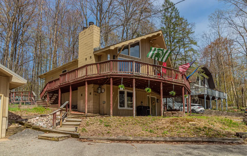 9530 Golf Port Drive Morton Township MI 49346
