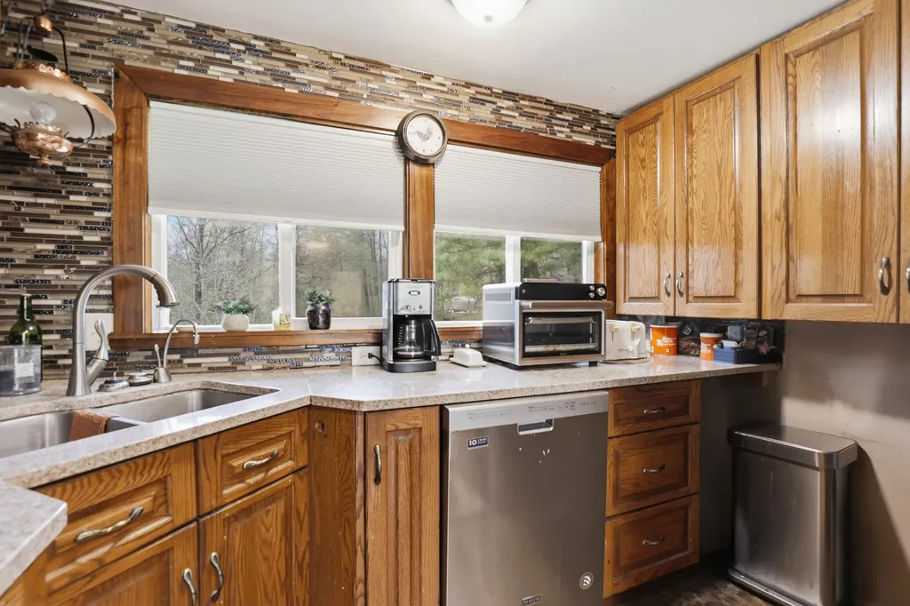 7140 N Amy School Road Reynolds Township MI 49329