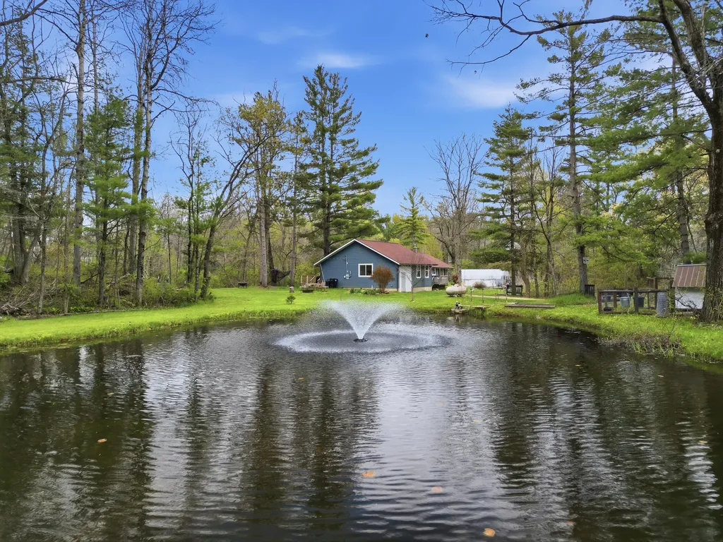 7140 N Amy School Road Reynolds Township MI 49329