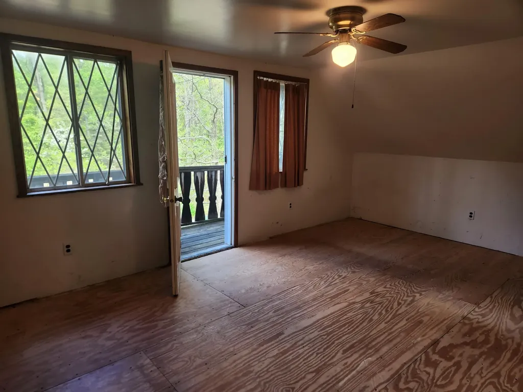 4650 Gambling Trail Hamilton Township MI 48625
