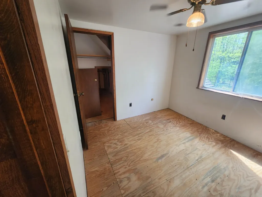4650 Gambling Trail Hamilton Township MI 48625
