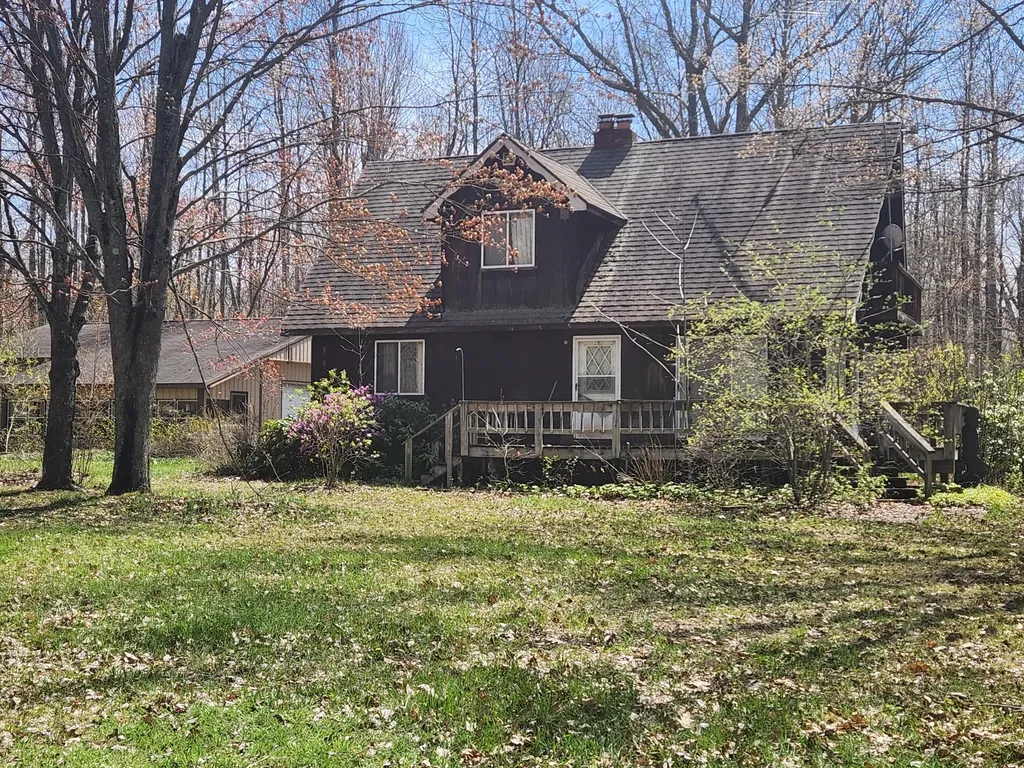4650 Gambling Trail Hamilton Township MI 48625