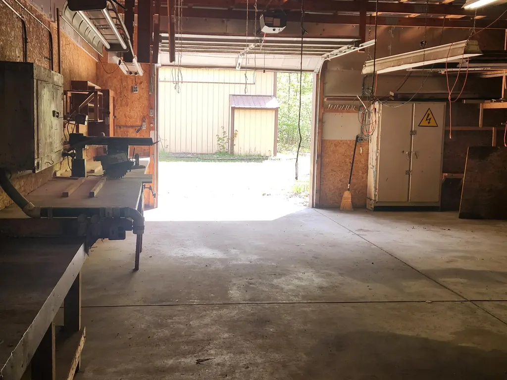 4650 Gambling Trail Hamilton Township MI 48625