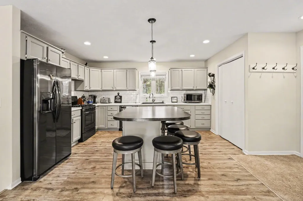 7415 E Anthony Road Logan Township MI 49402