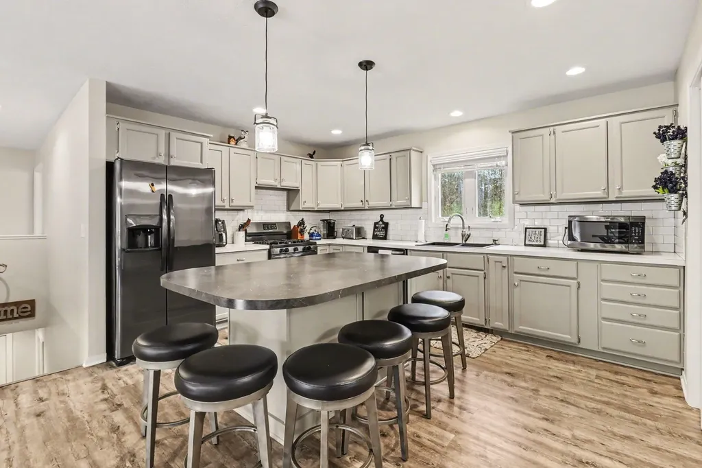 7415 E Anthony Road Logan Township MI 49402