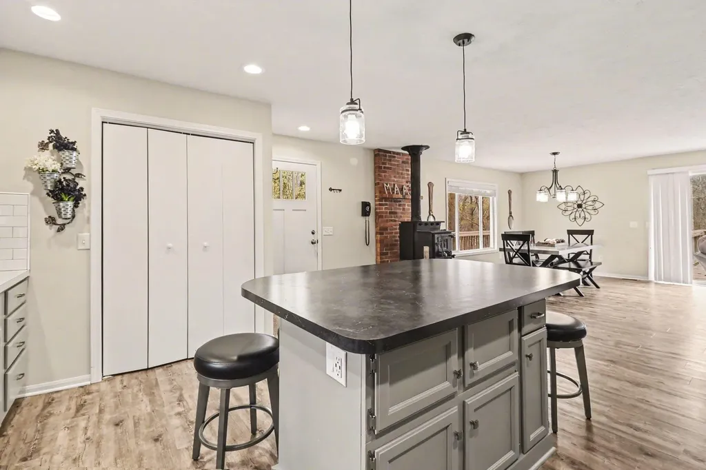 7415 E Anthony Road Logan Township MI 49402