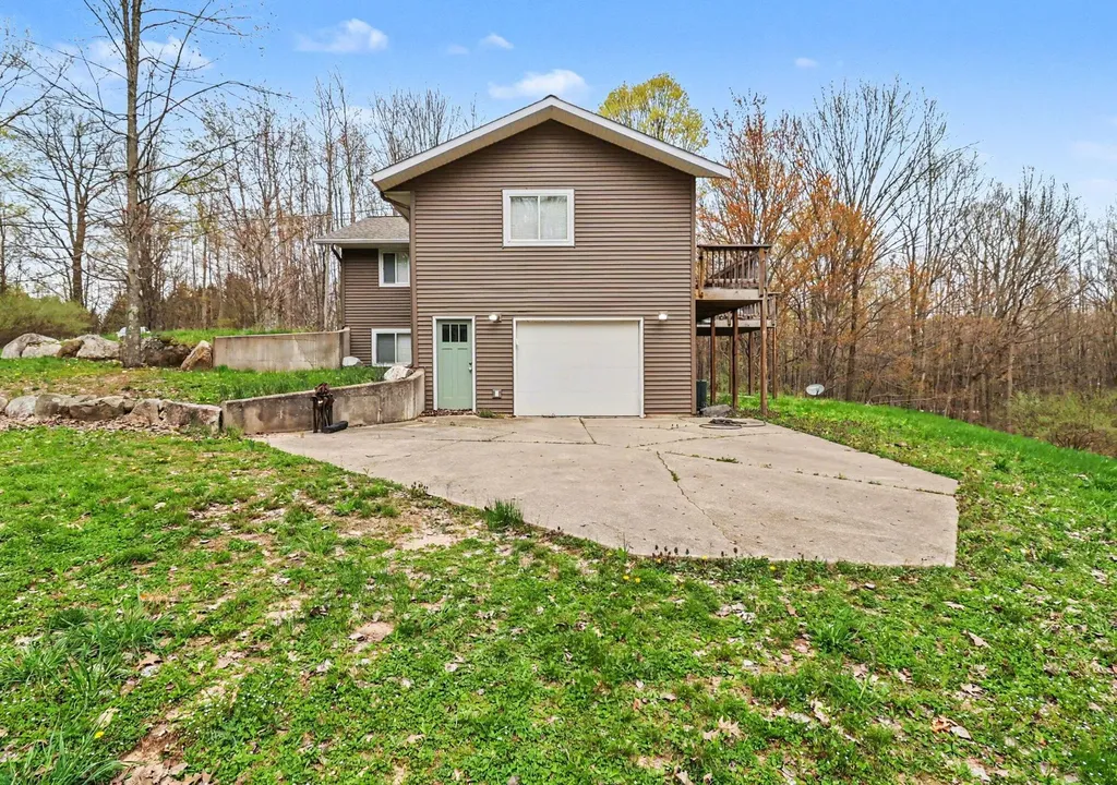 7415 E Anthony Road Logan Township MI 49402