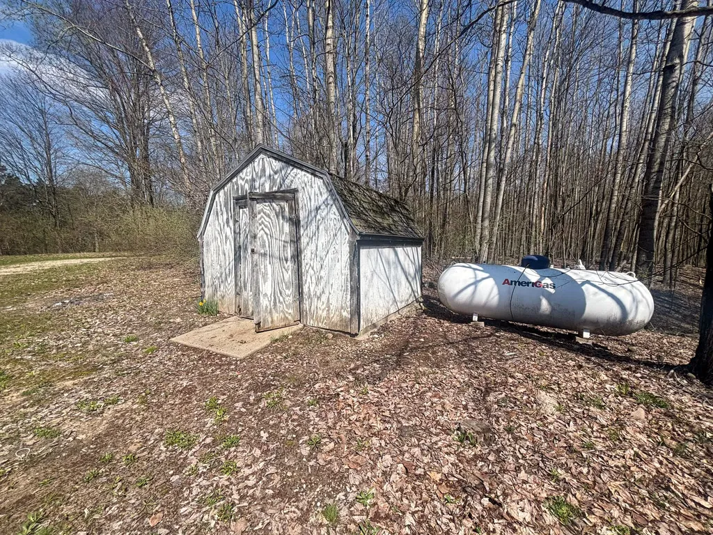 7415 E Anthony Road Logan Township MI 49402
