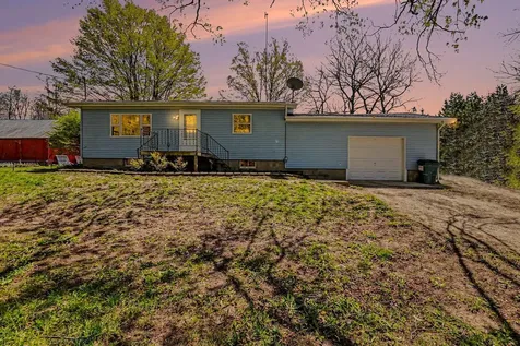 17845 7 Mile Road Cedar Township MI 49677