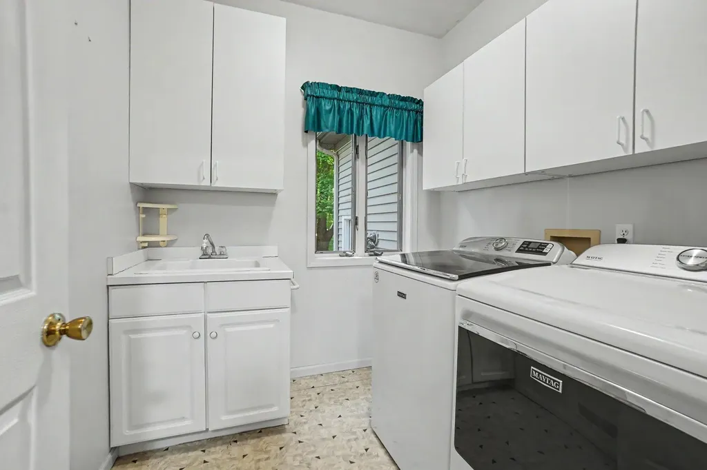 9980 Sunset Drive Morton Township MI 49346