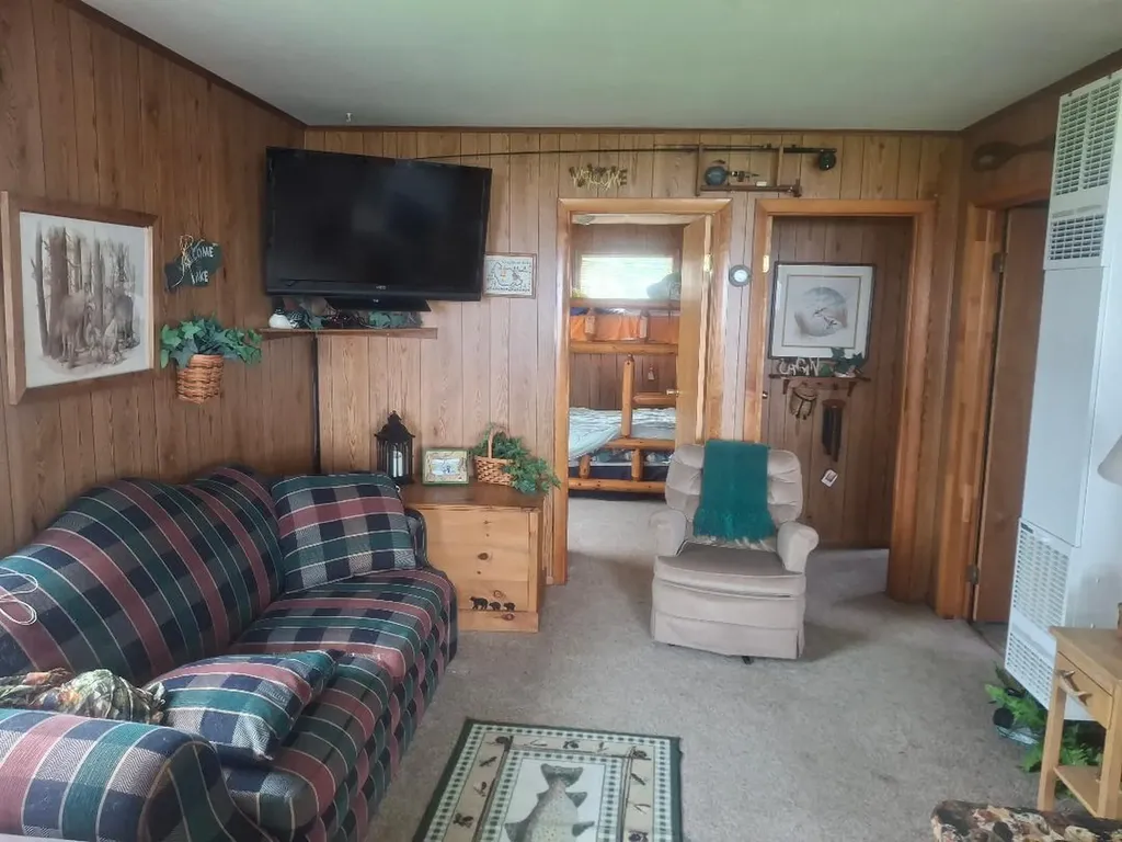 6434 W Houghton Lake Drive Roscommon Township MI 48629