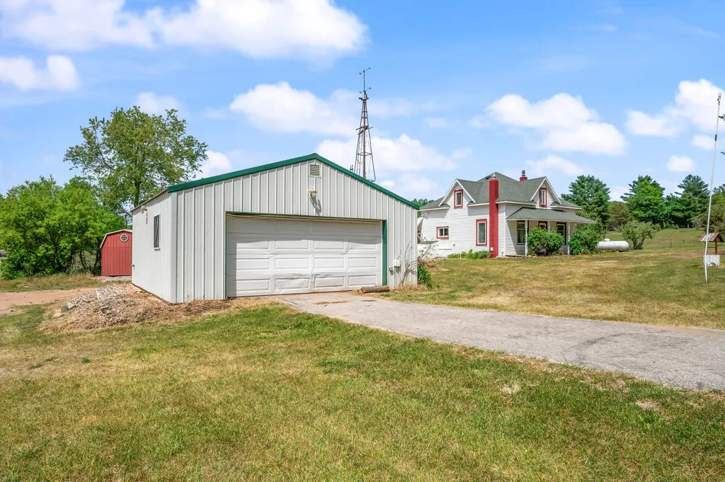 5304 W 48 Road Henderson Township MI 49601