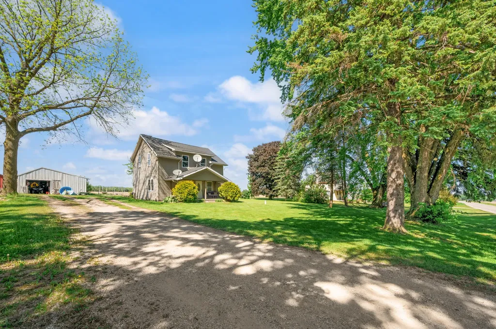 2079 E Stoney Corners Road Clam Union Township MI 49657